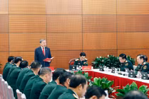 Đại biểu thảo luận tại Đoàn các văn kiện Đại hội XIV của Đảng