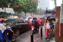 Hà Nội quy định mức phí trông giữ học sinh ngoài giờ từ 12.000 đồng/giờ