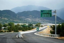 Nhiều vị trí trên tuyến cao tốc Vân Phong - Nha Trang nguy cơ mất ATGT