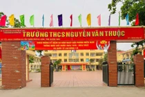 Cắt chức hiệu trưởng ở Quảng Ninh vì sửa điểm cho học sinh