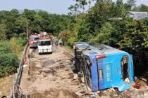 Tai nạn xe khách nghiêm trọng ở Lào Cai, 3 người tử vong 