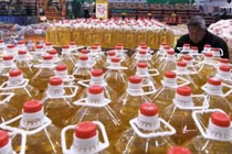 Phát hiện hàng loạt dầu thực vật kém chất lượng, hàng giả