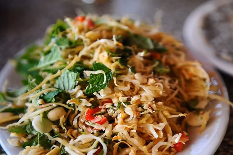 dac-san-nhut-thanh-chuong.jpg