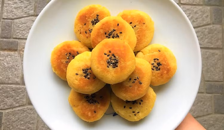 banh-khoai-lang-chien.jpg