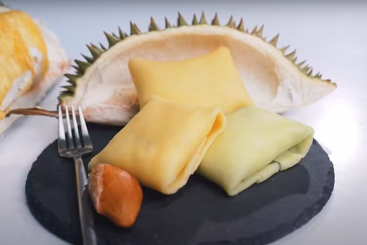 lam-banh-crepe-sau-rieng2.jpg