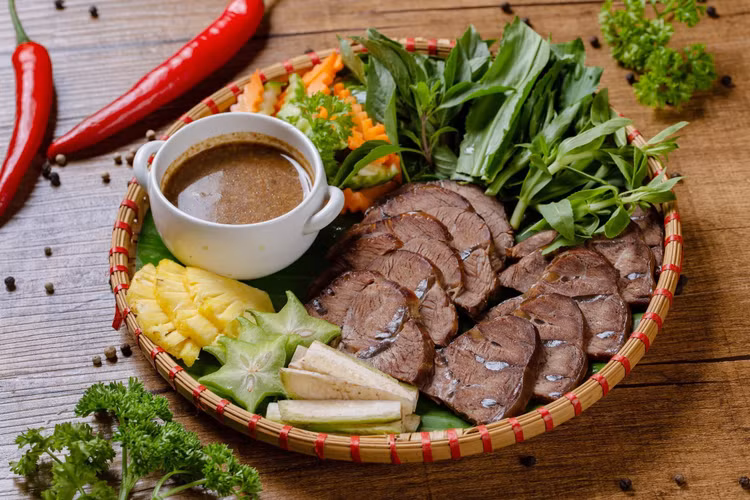 bo-luoc-cuon-rau-song.jpg