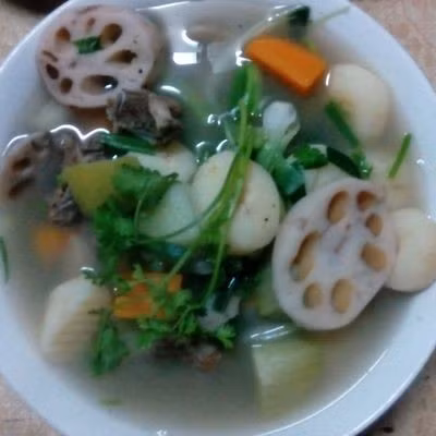 canh-ma-thay-nau-suon-non.jpg