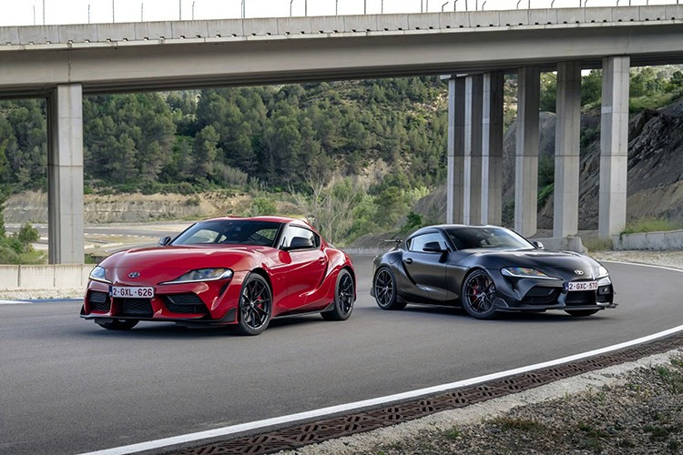 Supra är inte bara en bil, det är ett minne, en symbol för den tid då japanska sportbilar kämpade rättvist mot Europa och Amerika. 2-6308.jpg