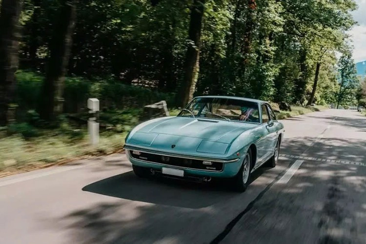 Con số này tương đương khoảng 378.230 đến 441.290 đô la theo tỷ giá hối đoái hiện tại. Mức giá này sẽ biến nó thành một trong những chiếc Islero đắt nhất từng được đấu giá. 8-7917.jpg