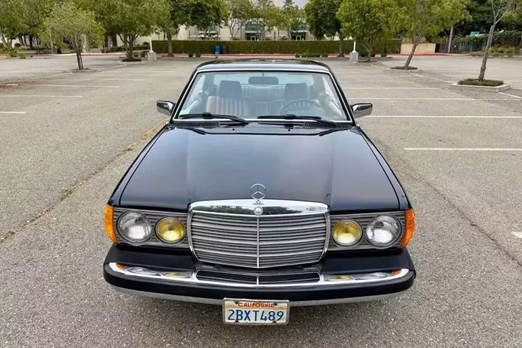 1-5896.jpg