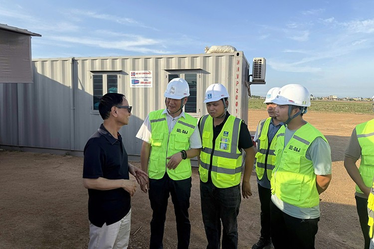 A Omoda & Jaecoo Vietnam está gradualmente se afirmando como uma das empresas automobilísticas de crescimento mais rápido e abrangentes do Vietnã. 2-8531.jpg