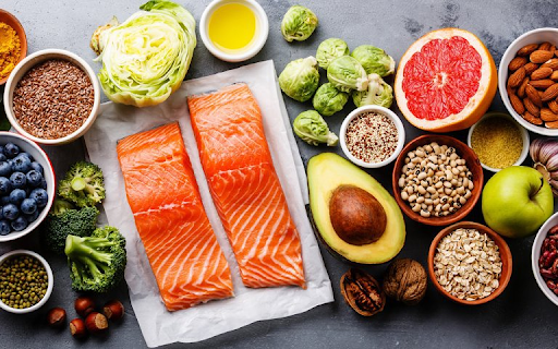 Bác sĩ mách 5 loại thực phẩm giúp hồi phục nhanh sau phẫu thuật tuyến giáp ảnh 1