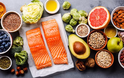 Bác sĩ mách 5 loại thực phẩm giúp hồi phục nhanh sau phẫu thuật tuyến giáp ảnh 1