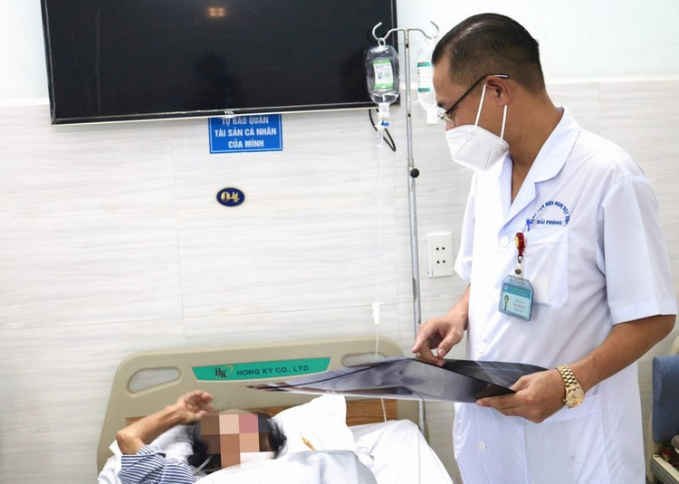 Chăm sóc bệnh nhân vỡ đường ruột tại Bệnh viện Hữu nghị Việt Tiệp Hải Phòng