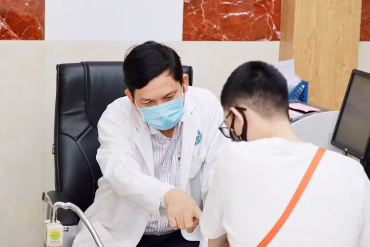 Bác sĩ chỉ rõ đường lây của hơn 20 bệnh lây truyền qua đường tình dục - Ảnh minh họa