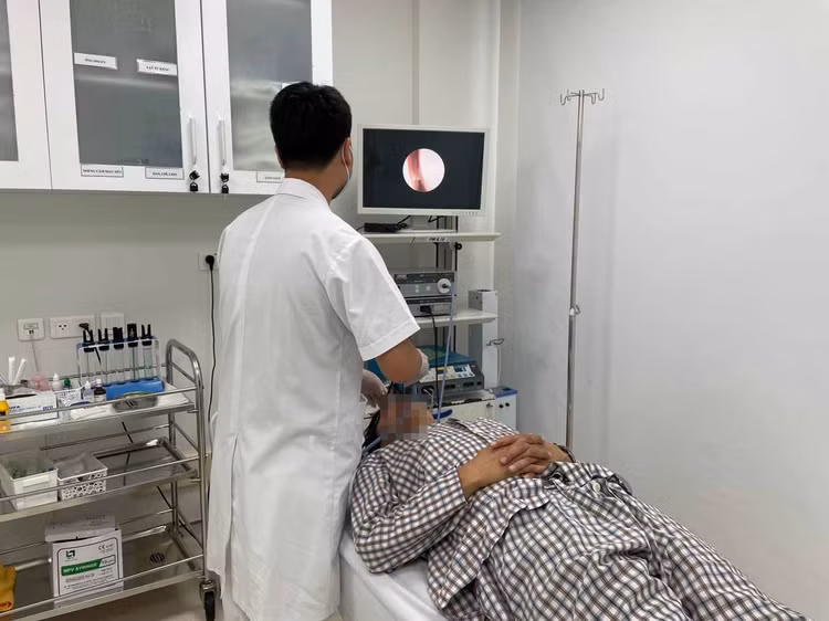 Nội soi mũi cho bệnh nhân