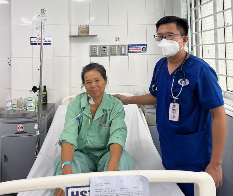 Người bệnh bị ngộ độc do ăn thịt và trứng cóc đã tỉnh táo và hồi phục sức khỏe