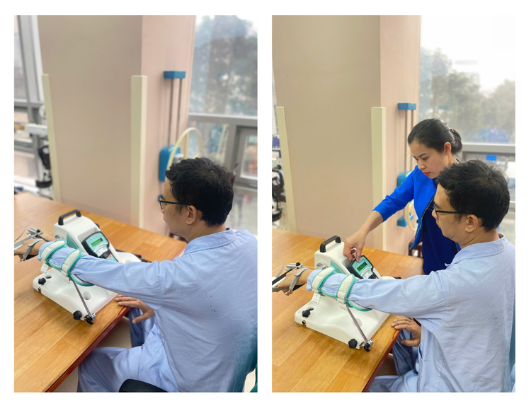 Bệnh nhân điều trị phục hồi chức năng cổ bàn tay bằng robot Kinetec Maestra - Ảnh BVCC