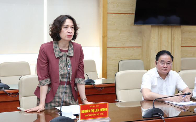 PGS.TS Nguyễn Thị Liên Hương, Thứ trưởng Bộ Y tế phát biểu - Ảnh BYTCC