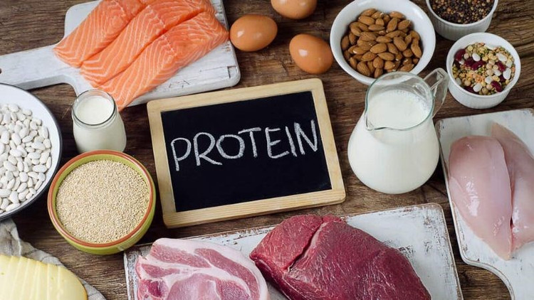 Người mắc bệnh thuỷ đậu nên bổ sung thực phẩm giàu protein - Ảnh minh hoạ