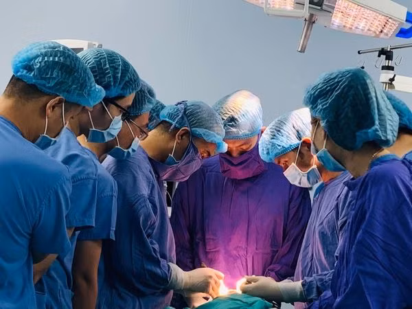 Ca phẫu thuật tạo hình dương vật cho bệnh nhân