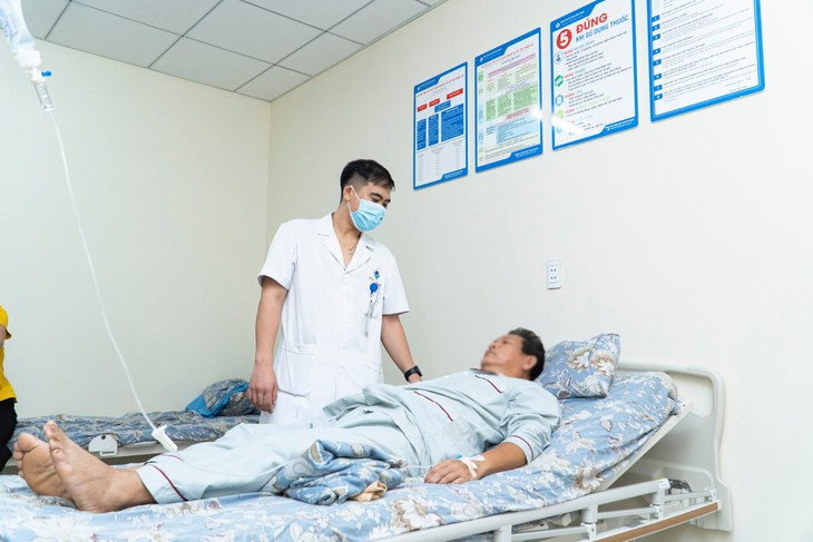 Đau bụng sau ăn mít phải cắt bỏ túi mật do viêm túi mật cấp - Ảnh BVCC