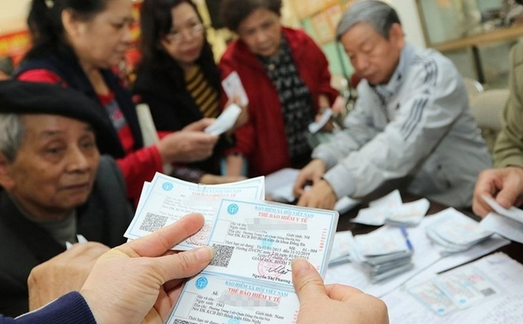Nâng mức đóng bảo hiểm y tế hộ gia đình, học sinh, sinh viên? ảnh 1