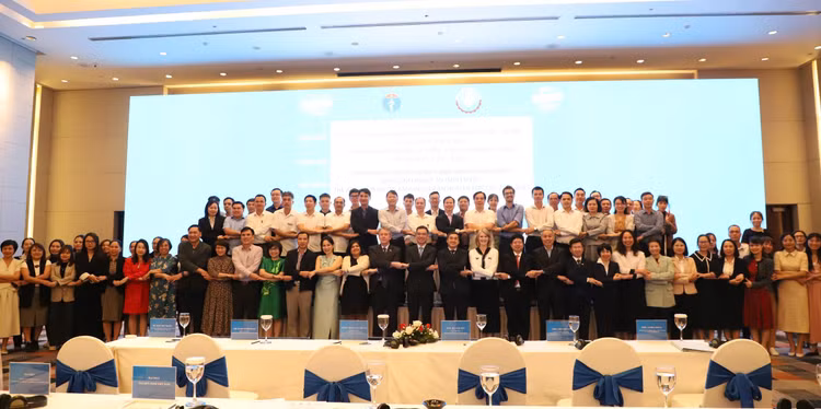 Cam kết hành động ngay