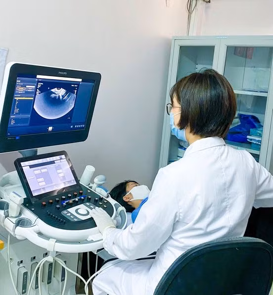 Siêu âm cho bệnh nhân lạc tuyến nội mạc tử cung - Ảnh BSCC