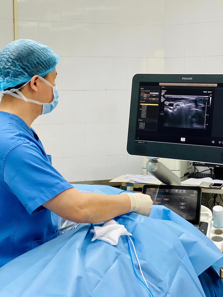 Bướu cổ + bệnh tuyến giáp mang thai lợi hại ra sao?