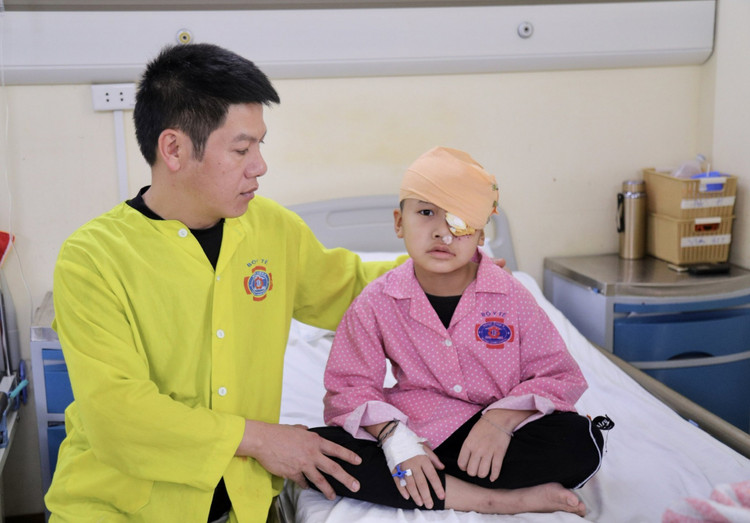 Cậu bé đã hồi phục sau phẫu thuật