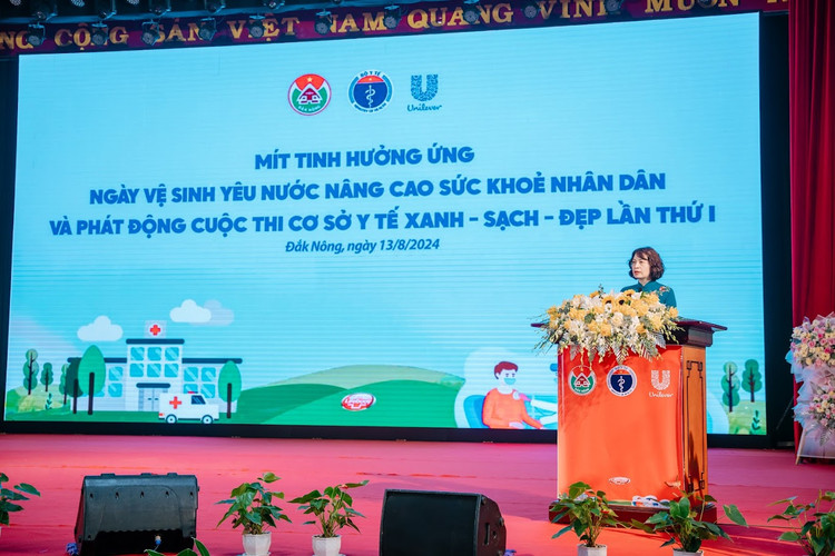 Thứ trưởng Nguyễn Liên Hương phát biểu