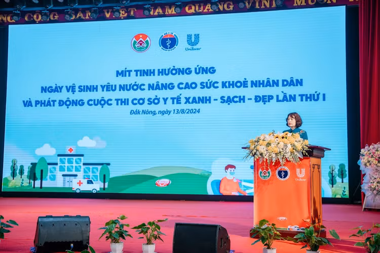 Thứ trưởng Nguyễn Liên Hương phát biểu