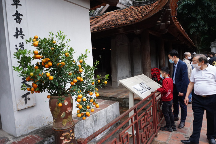 Xuất hành ngày đầu năm ảnh 4