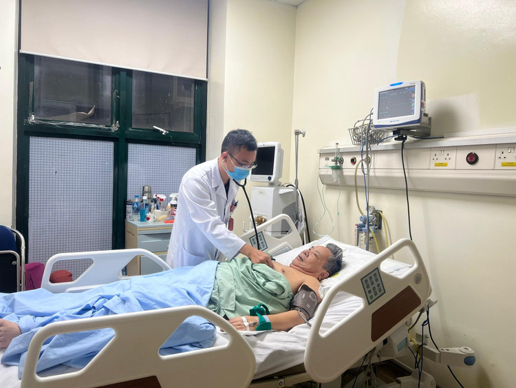 Báo động đỏ: bệnh nhân ngừng tuần hoàn được cứu sống ngoại mục