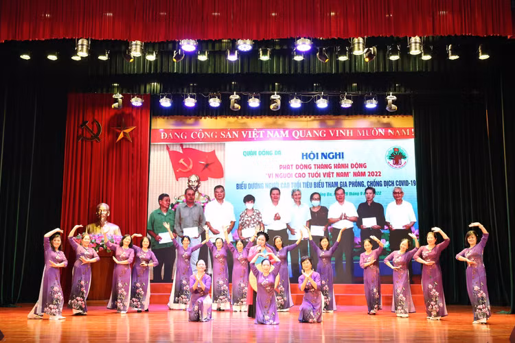 Biểu dương Người cao tuổi thủ đô giúp con cháu thực hiện tốt kế hoạch dân số