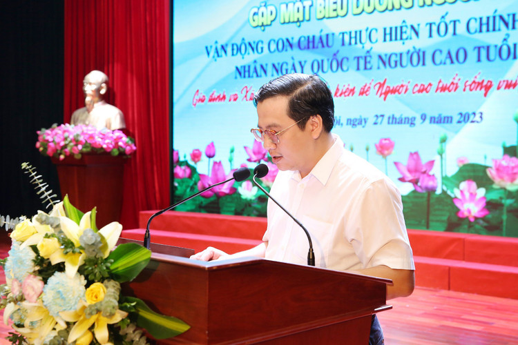 Ông Nguyễn Thanh Tùng, Phó chủ tịch UBND quận Đống Đa phát biểu