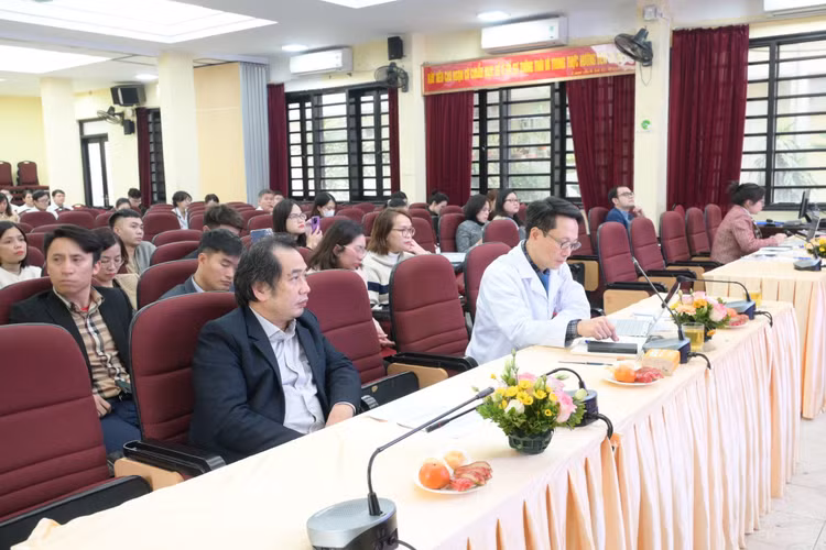 Các đại biểu tham gia hội thảo