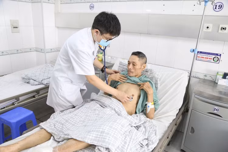 Sau phẫu thuật người bệnh ổn định