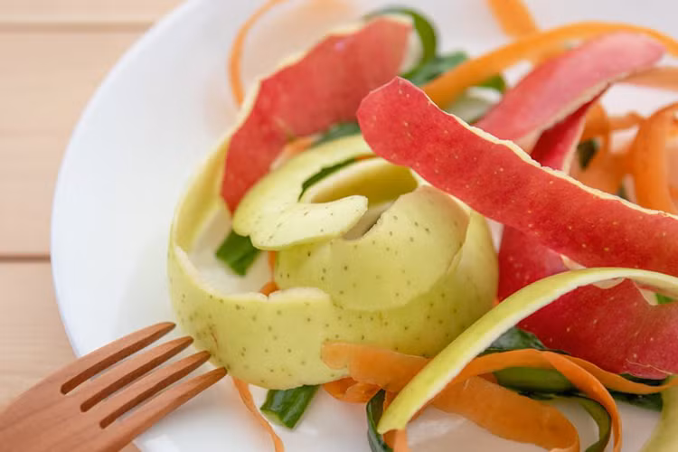 Vỏ trái cây, rau củ quả chứa nhiều chất chống oxy hóa có thể làm giảm nguy cơ mắc một số bệnh.