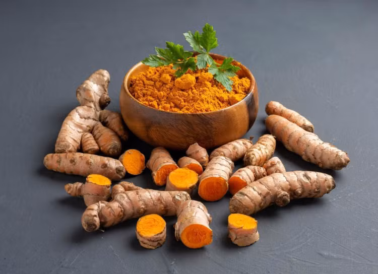 Nghệ giúp ngăn ngừa tổn thương dạ dày, tránh đầy hơi, chướng bụng - Ảnh minh họa