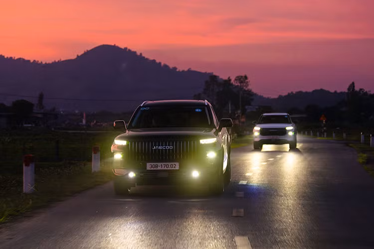 Omoda &amp; Jaecoo Việt Nam, với triết lý “Đến Việt Nam – Vì Việt Nam”, đang tiên phong mang đến những giải pháp giao thông xanh nhưng thực tiễn.