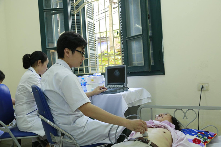 Cách đơn giản phát hiện sớm khối u bàng quang - Ảnh BVCC