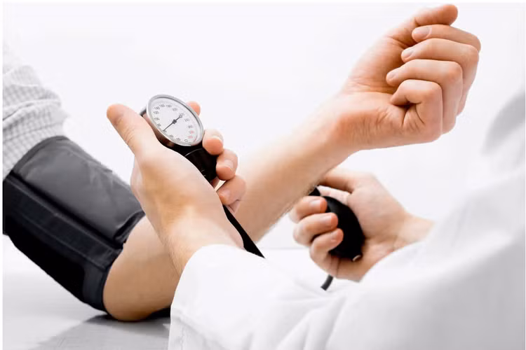 Sai lầm của người tăng huyết áp khiến bác sĩ lo lắng - Ảnh minh hoạ