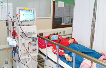 Bệnh nhân suy thận cấp phải lọc máu chu kỳ - Ảnh minh họa