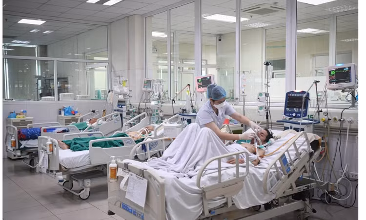 Bệnh nhân nhiễm cúm A nặng tại bệnh viện Nhiệt Đới TƯ - Ảnh BVCC