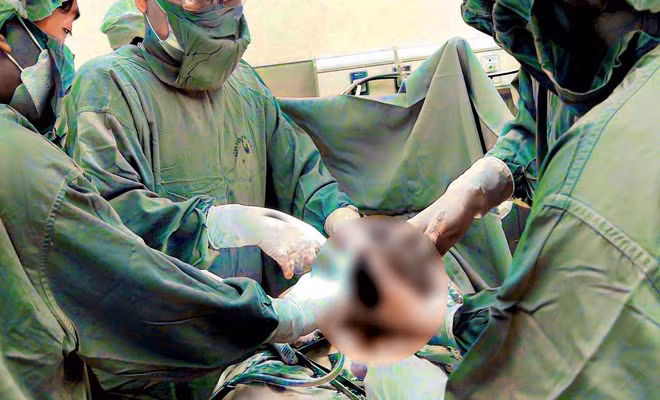 Ca phẫu thuật cứu bệnh nhân thuyên tắc ối - Ảnh BVCC Ca phẫu thuật cứu bệnh nhân thuyên tắc ối - Ảnh BVCC