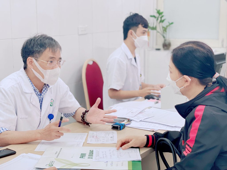 Tư vấn cho bệnh nhân gãy xương thuyền