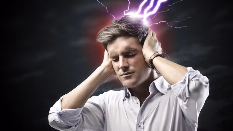 Đau đầu khi căng thẳng