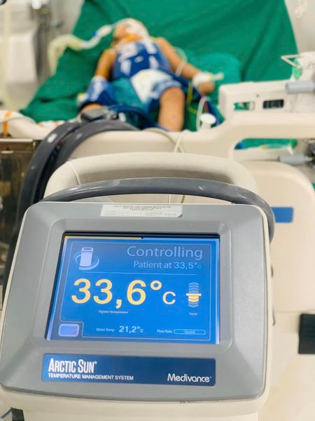 Hạ thân nhiệt cứu trẻ 5 tuổi ngừng thở, ngừng tim sau đuối nước ảnh 1